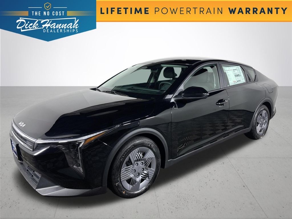 2025 Kia K4 LX's photo