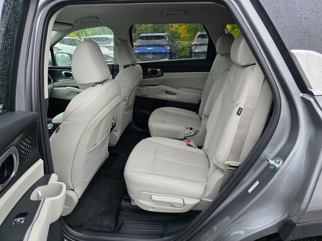 2025 Kia Sorento Plug-In Hybrid EX photo 14