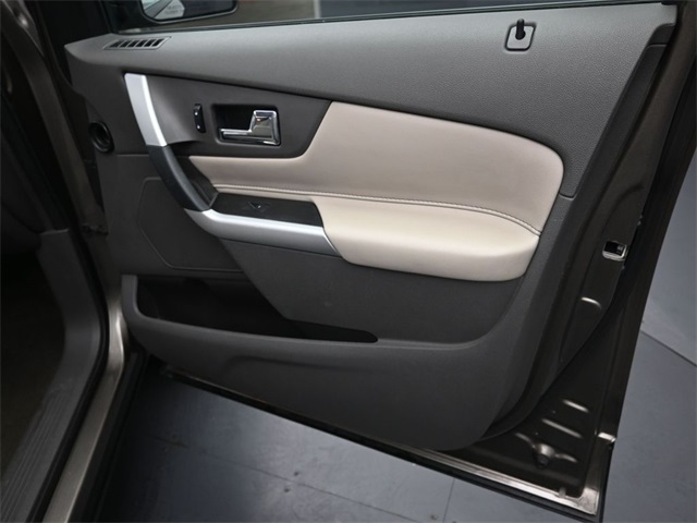 2014 Ford Edge SEL photo 27