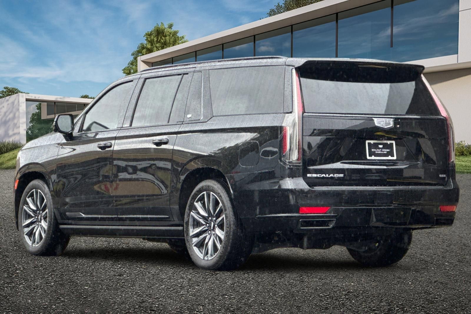 2023 Cadillac Escalade ESV Sport Platinum photo 4