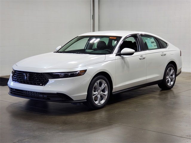 2025 Honda Accord LX photo 2