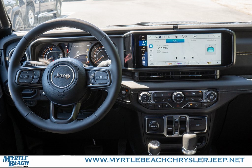 2025 Jeep Gladiator Sport photo 14