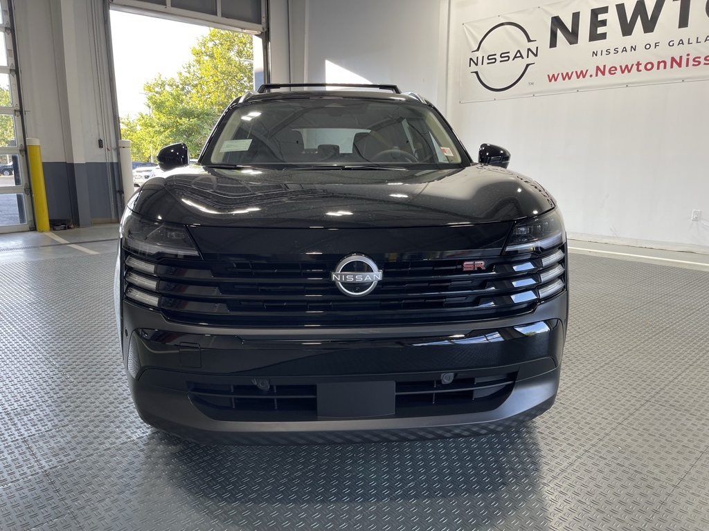 2026 Nissan Kicks SR photo 2