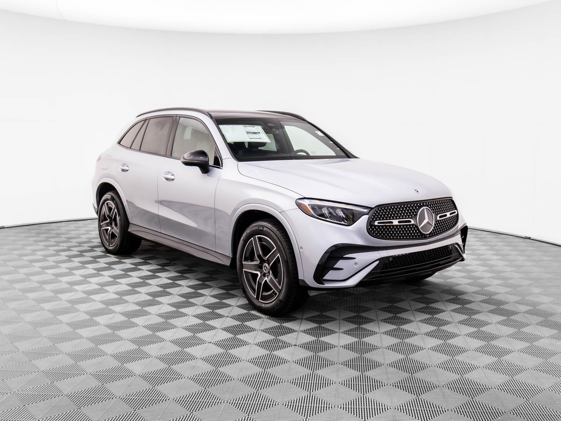 2025 Mercedes Benz GLC 300 4MATIC photo 6