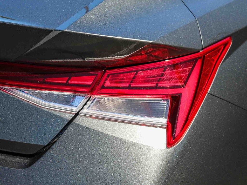 2024 Hyundai Elantra SEL photo 10