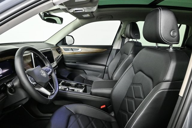 2026 Volkswagen Atlas SE Technology photo 6