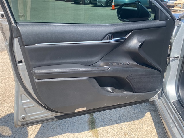 2022 Toyota Camry XSE photo 17