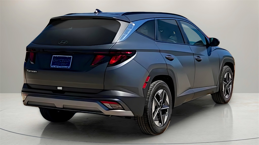 2025 Hyundai Tucson SEL photo 12