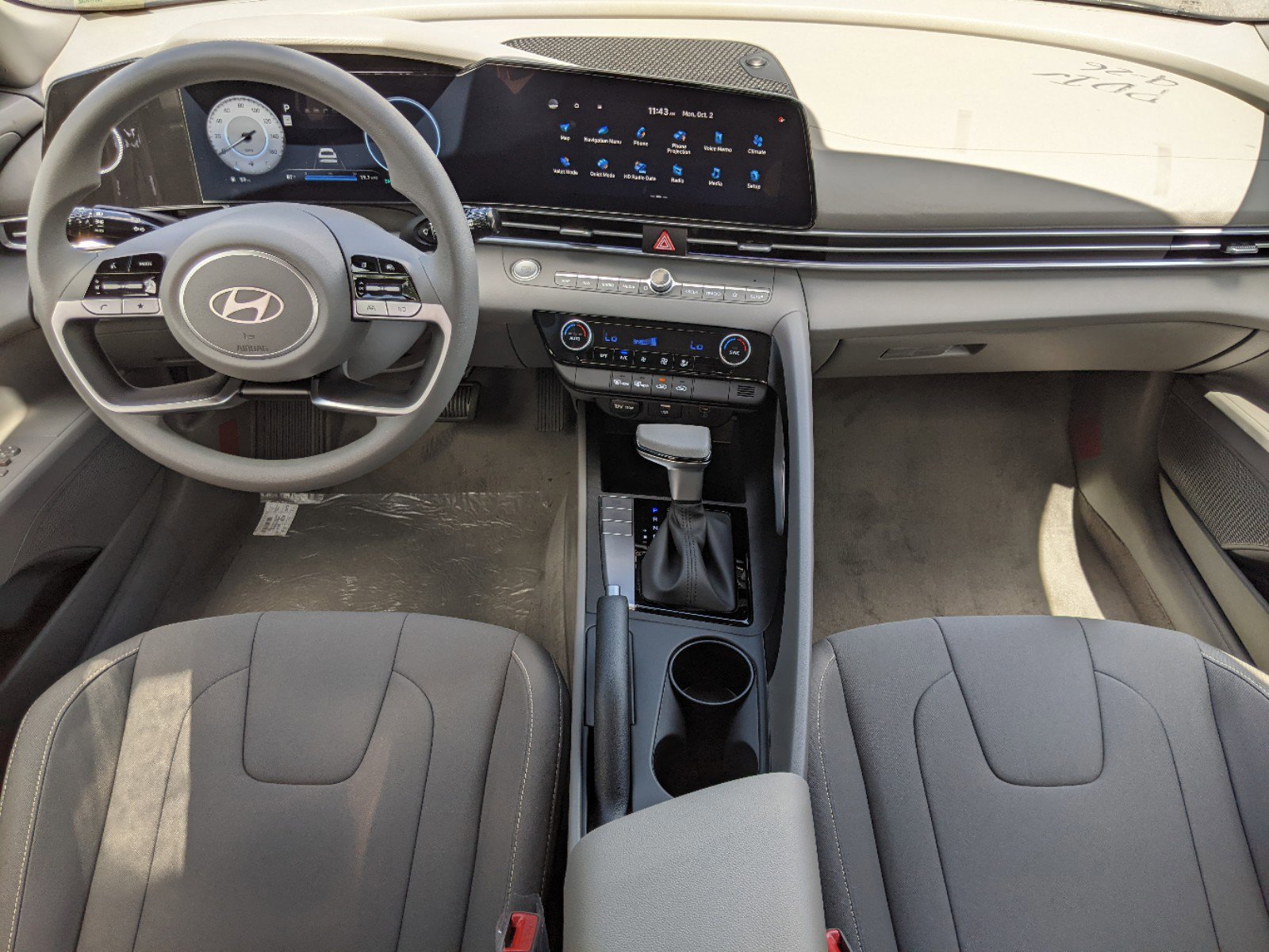 2025 Hyundai Elantra SEL Sport photo 11