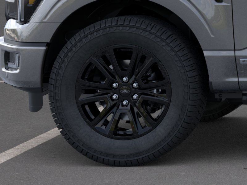 2025 Ford F-150 Platinum photo 18