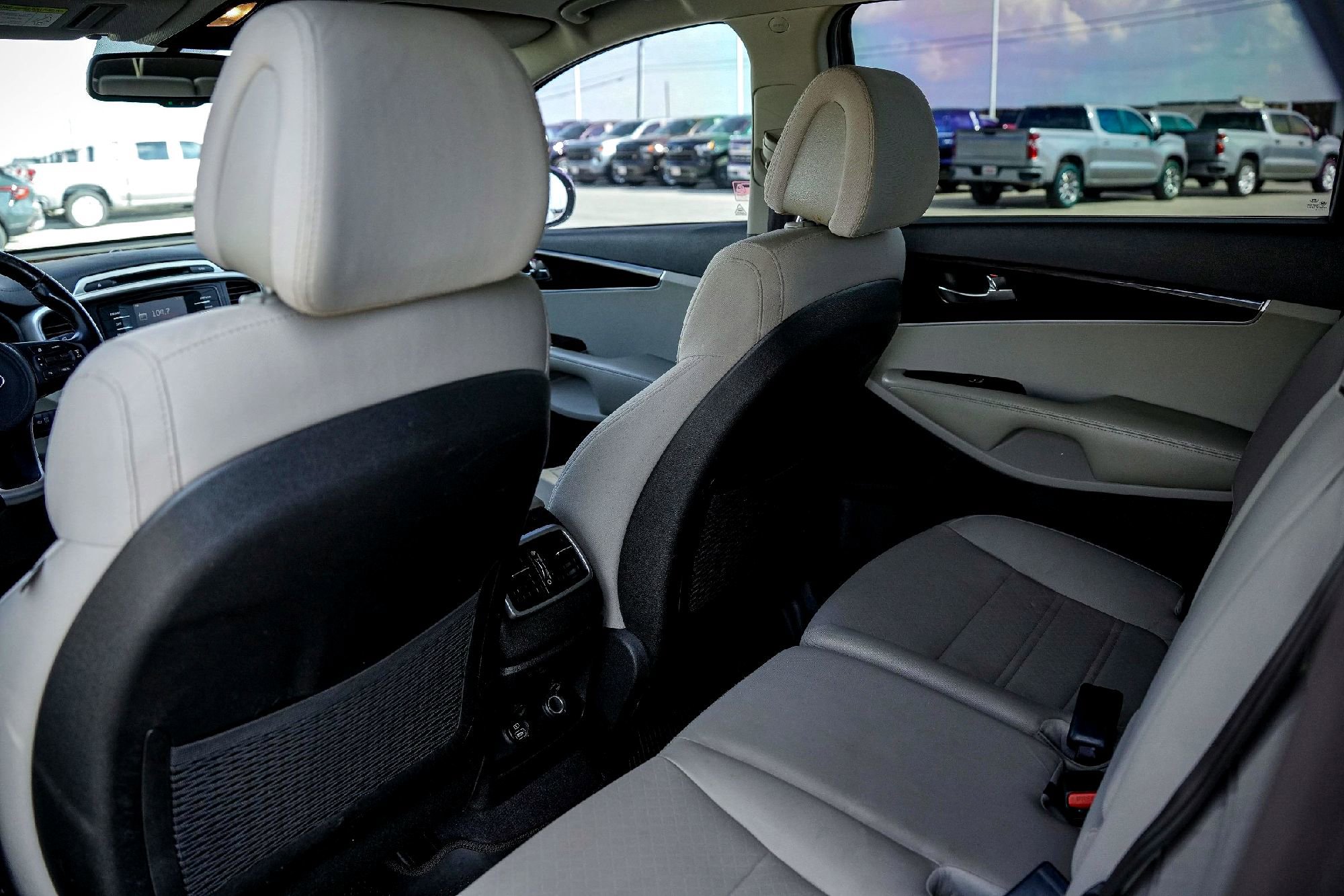 2016 Kia Sorento LX photo 23