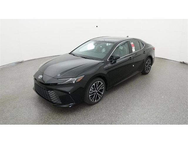 2026 Toyota Camry XLE's photo