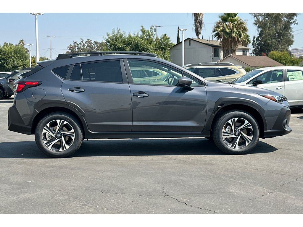 2025 Subaru Crosstrek Premium photo 2