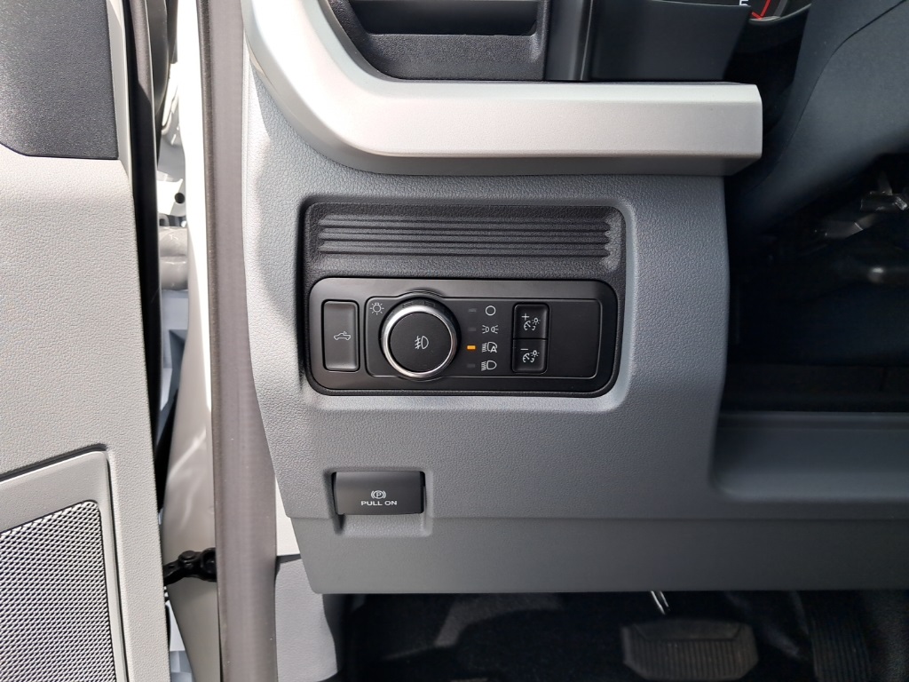 2025 Ford F-250 XLT photo 12