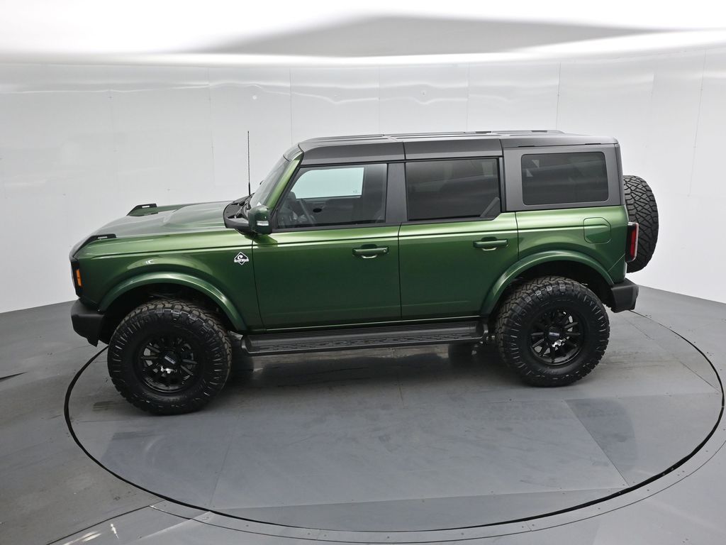 2025 Ford Bronco Outer Banks photo 41