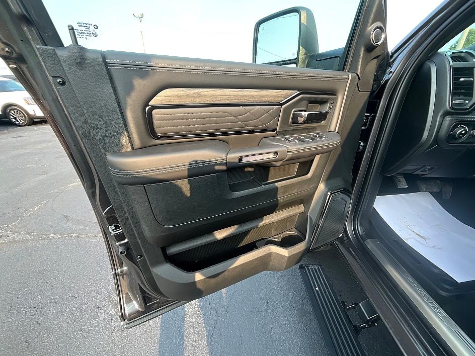 2026 Ram 3500 Limited photo 10