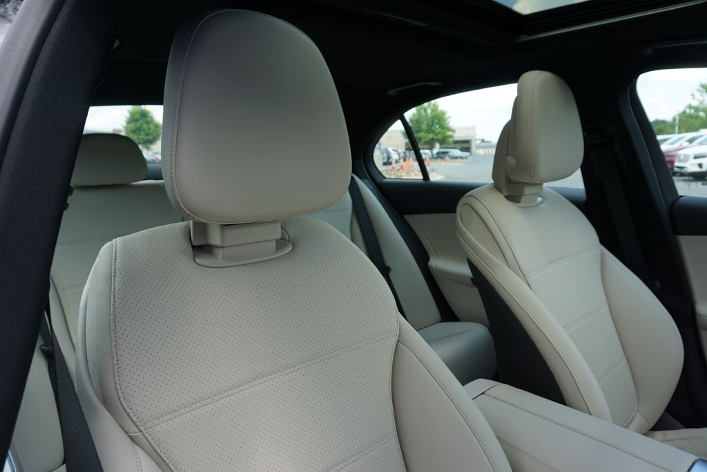2025 Mercedes Benz C 300 photo 59
