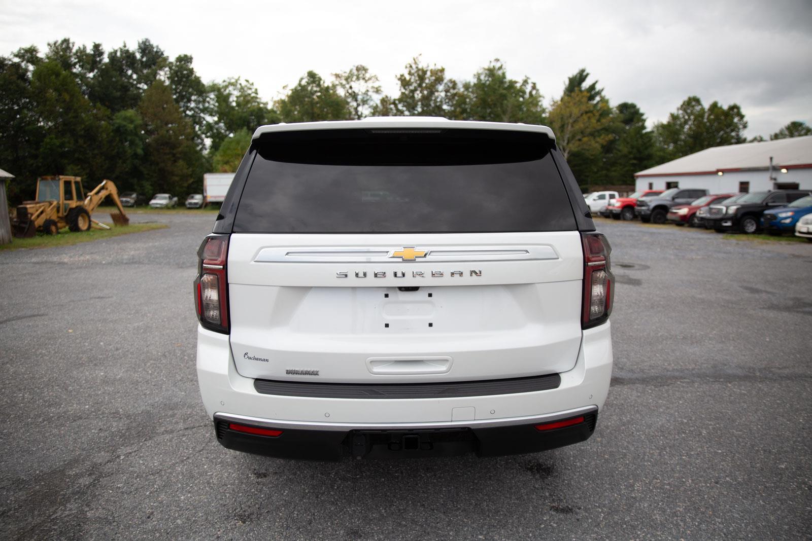 2023 Chevrolet Suburban High Country photo 4