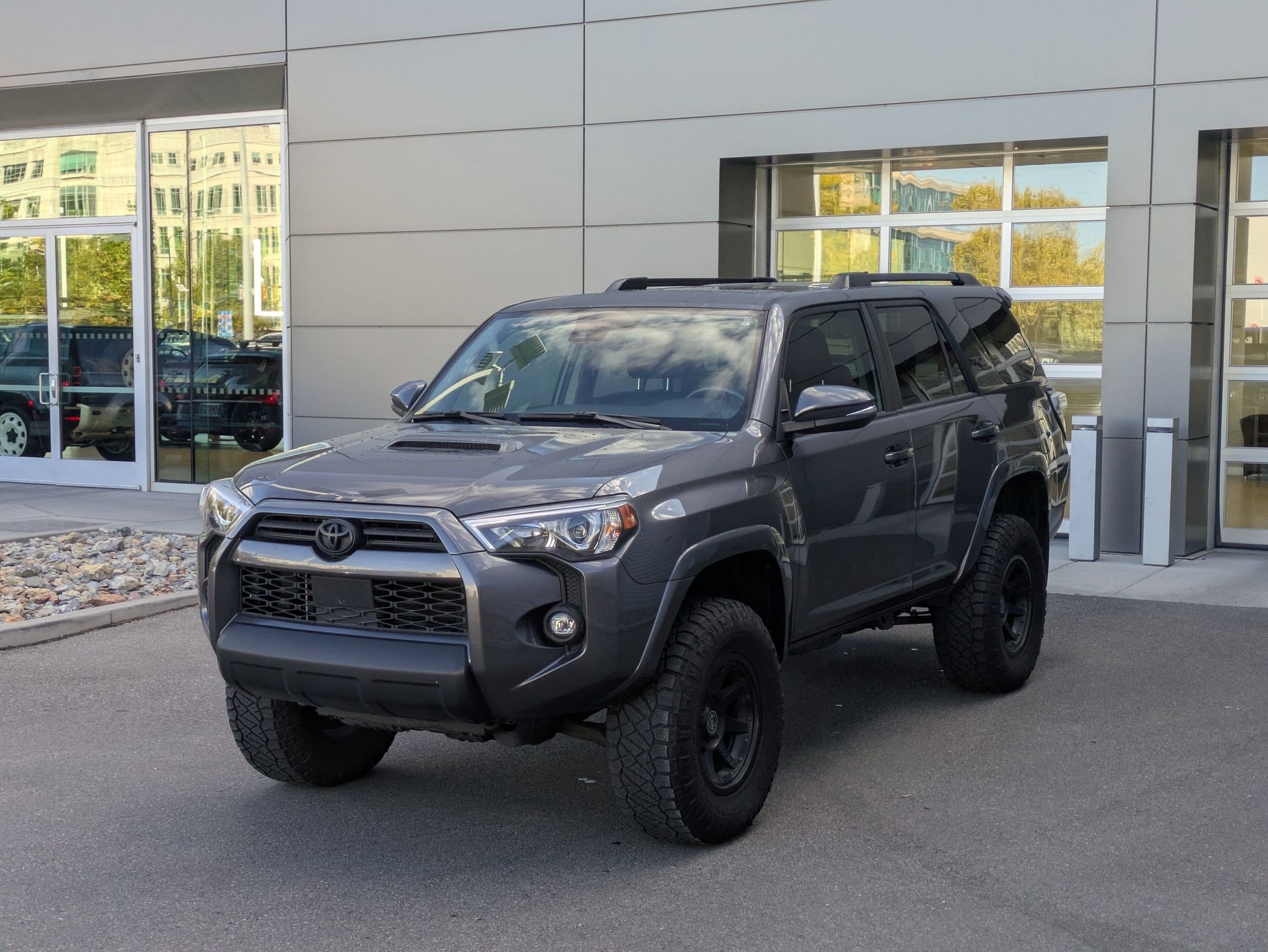 2023 Toyota 4Runner TRD photo 8