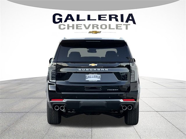 2026 Chevrolet Suburban Premier photo 4