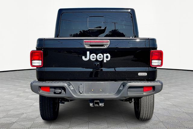 2022 Jeep Gladiator Overland photo 4