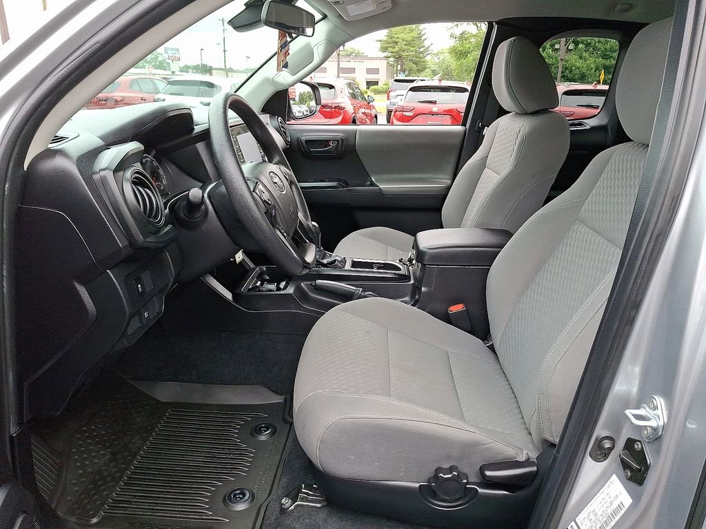 2022 Toyota Tacoma SR photo 14