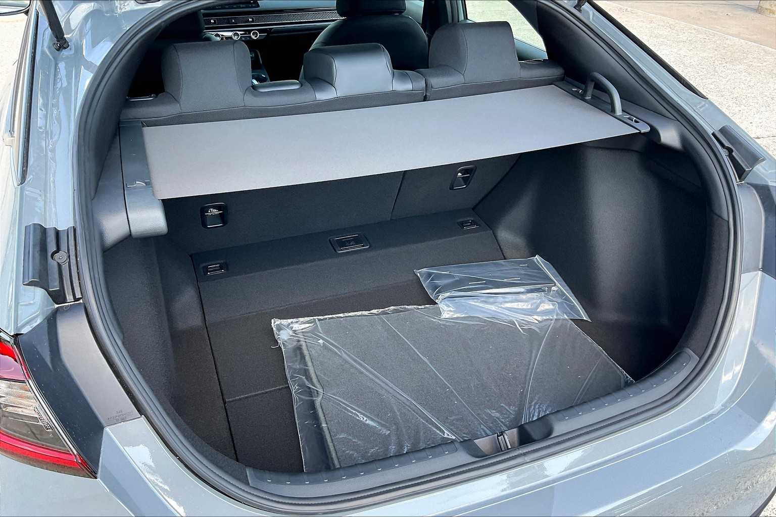 2026 Honda Civic Hatchback Sport photo 16