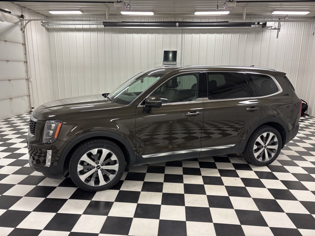 2022 Kia Telluride EX's photo