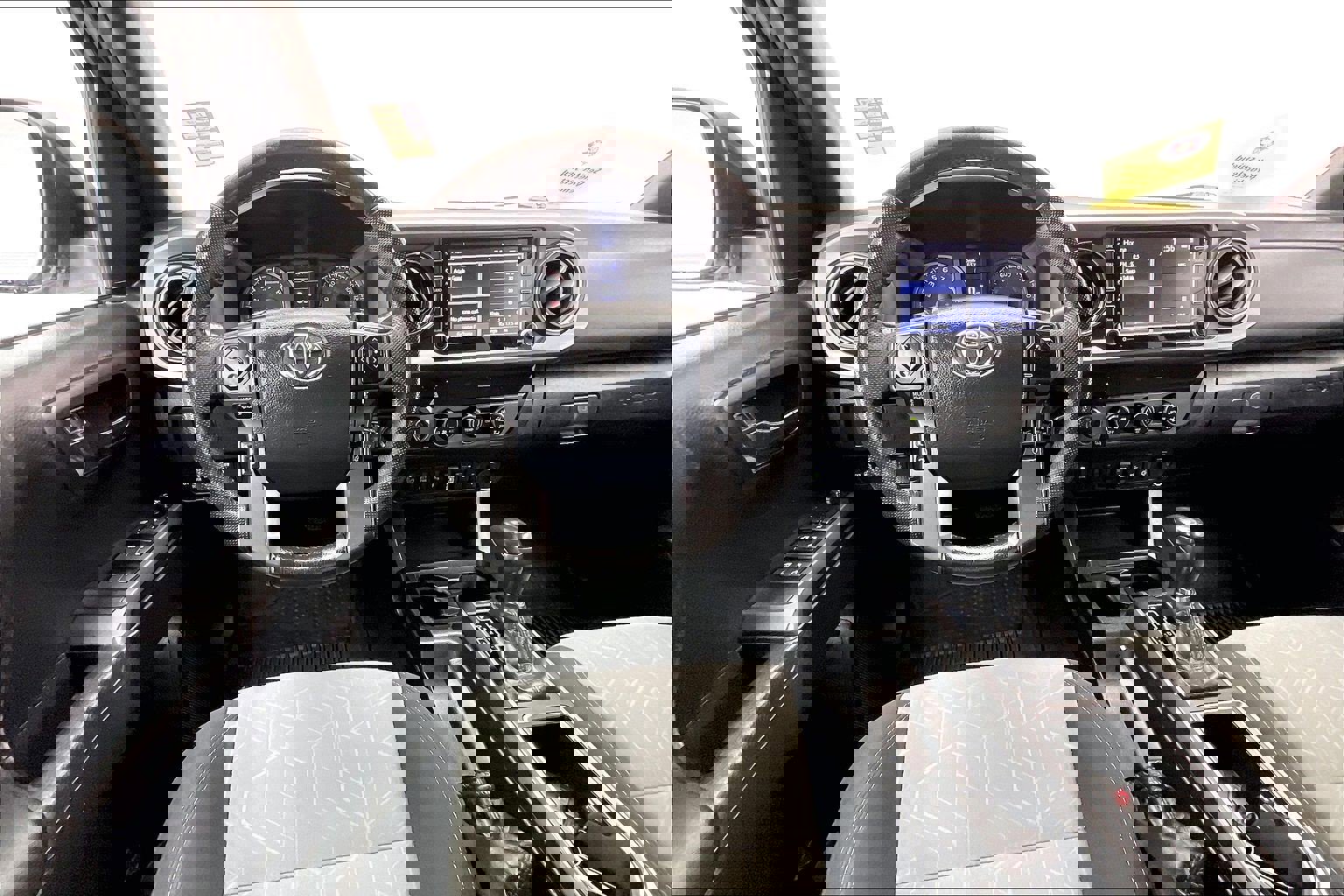 2020 Toyota Tacoma TRD Off-Road photo 4