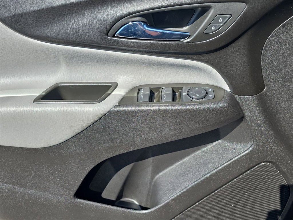 2024 Chevrolet Equinox LS photo 21