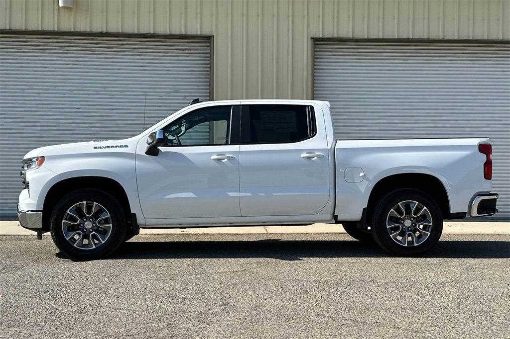 2025 Chevrolet Silverado 1500 LT photo 3