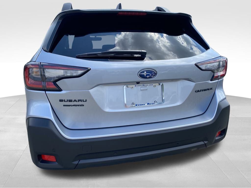 2025 Subaru Outback Onyx Edition photo 4