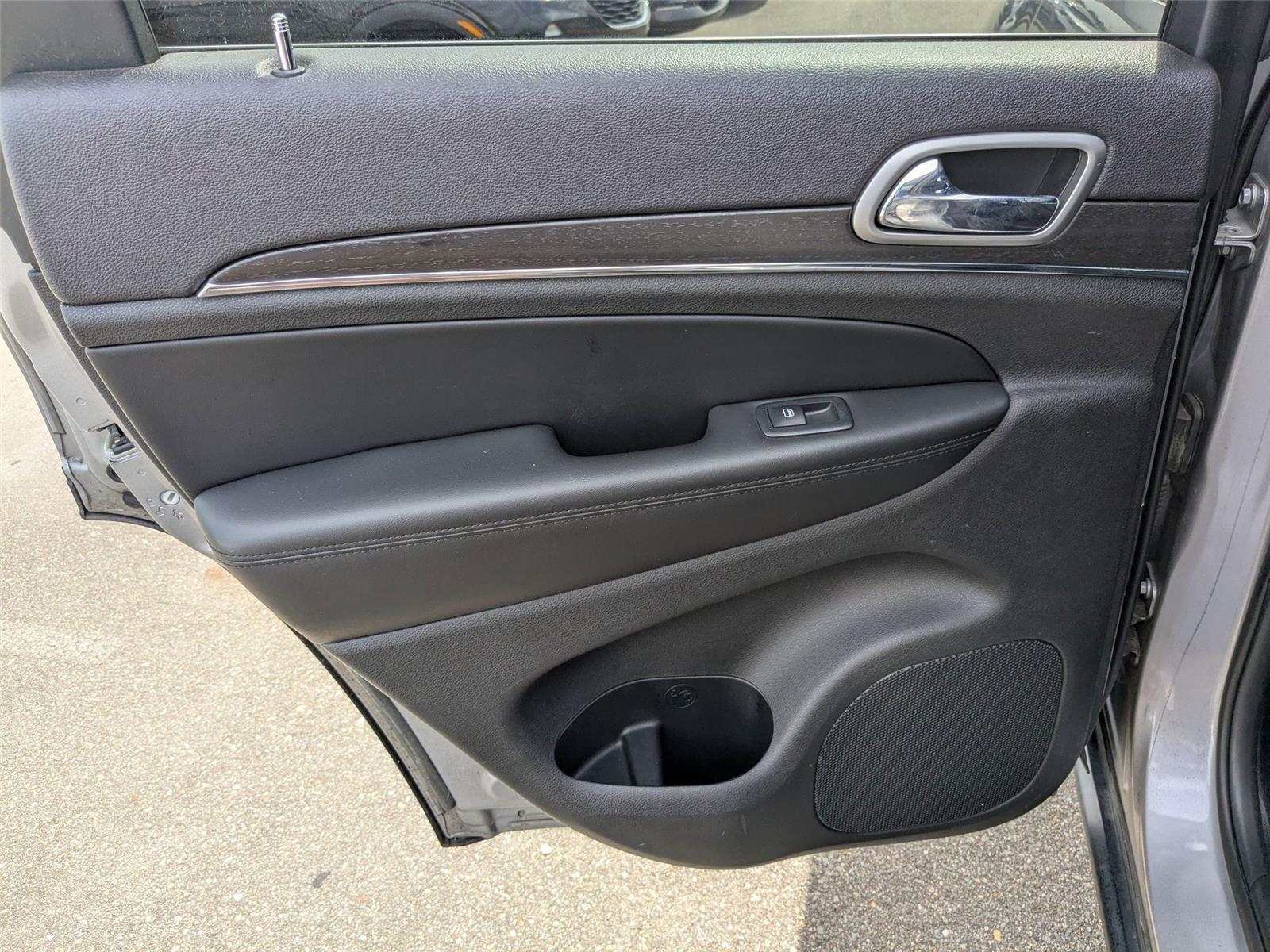 2018 Jeep Grand Cherokee Limited photo 25