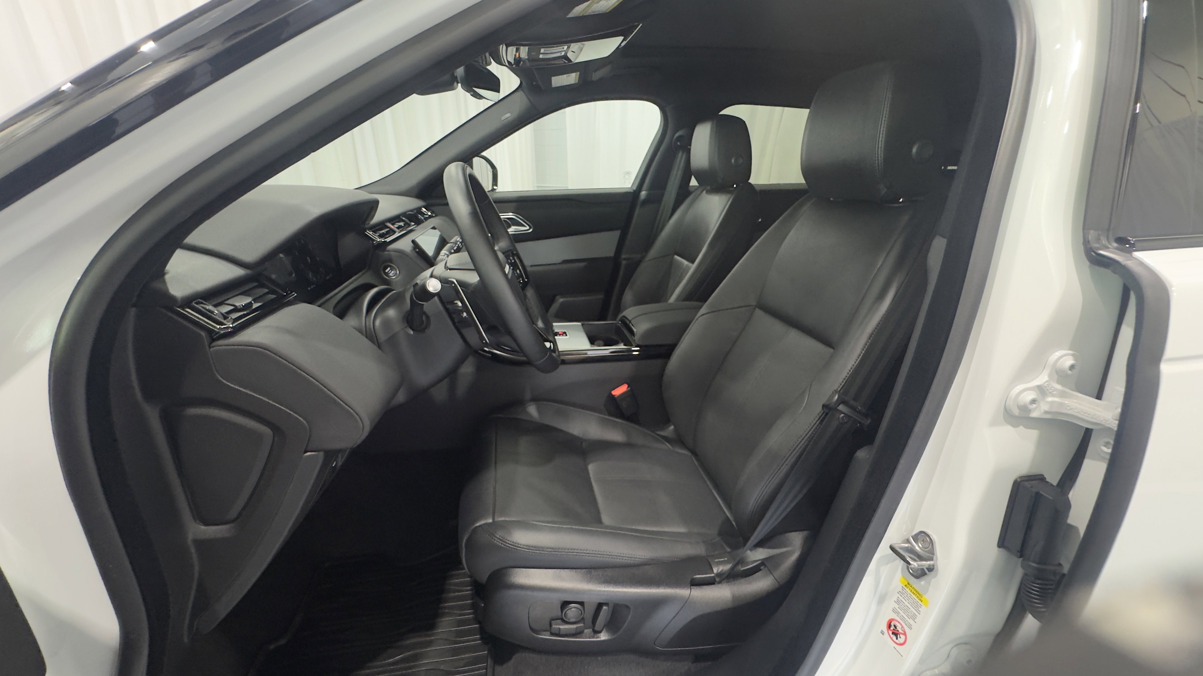 2025 Land Rover Range Rover Velar S Velar photo 11