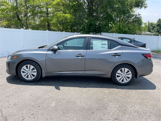 2025 Nissan Sentra S photo 10