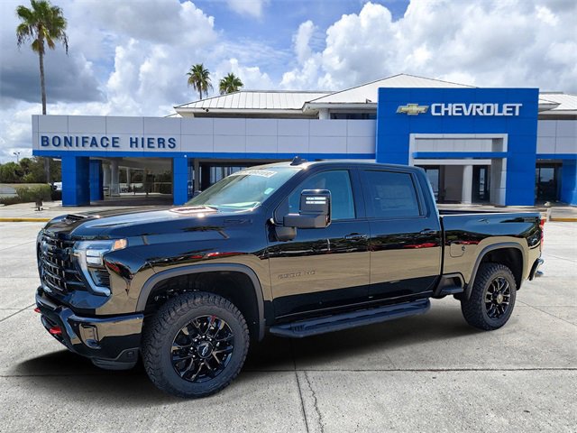 2026 Chevrolet Silverado 2500HD LTZ photo 3