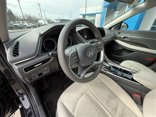 2023 Hyundai Sonata SEL photo 2