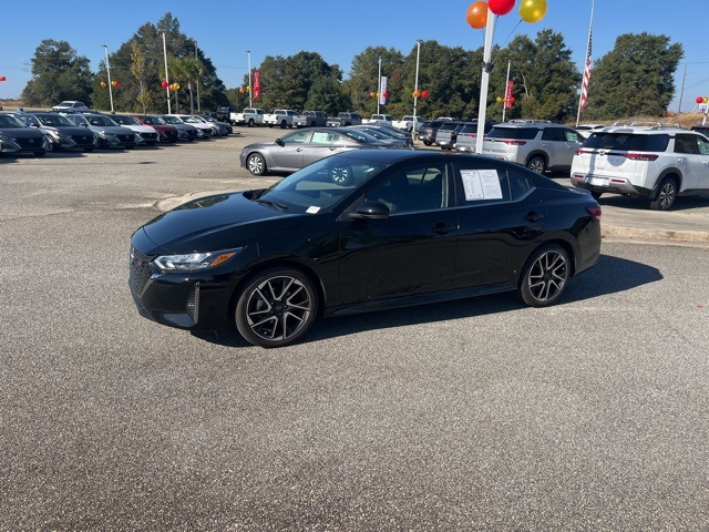 2024 Nissan Sentra SR photo 3