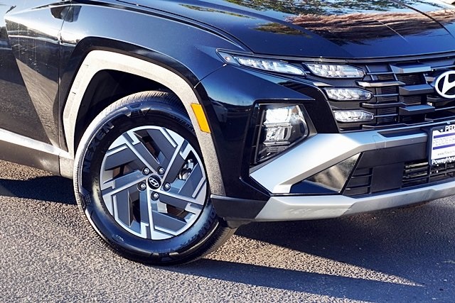 Used 2025 Gray Hyundai Blue image 3