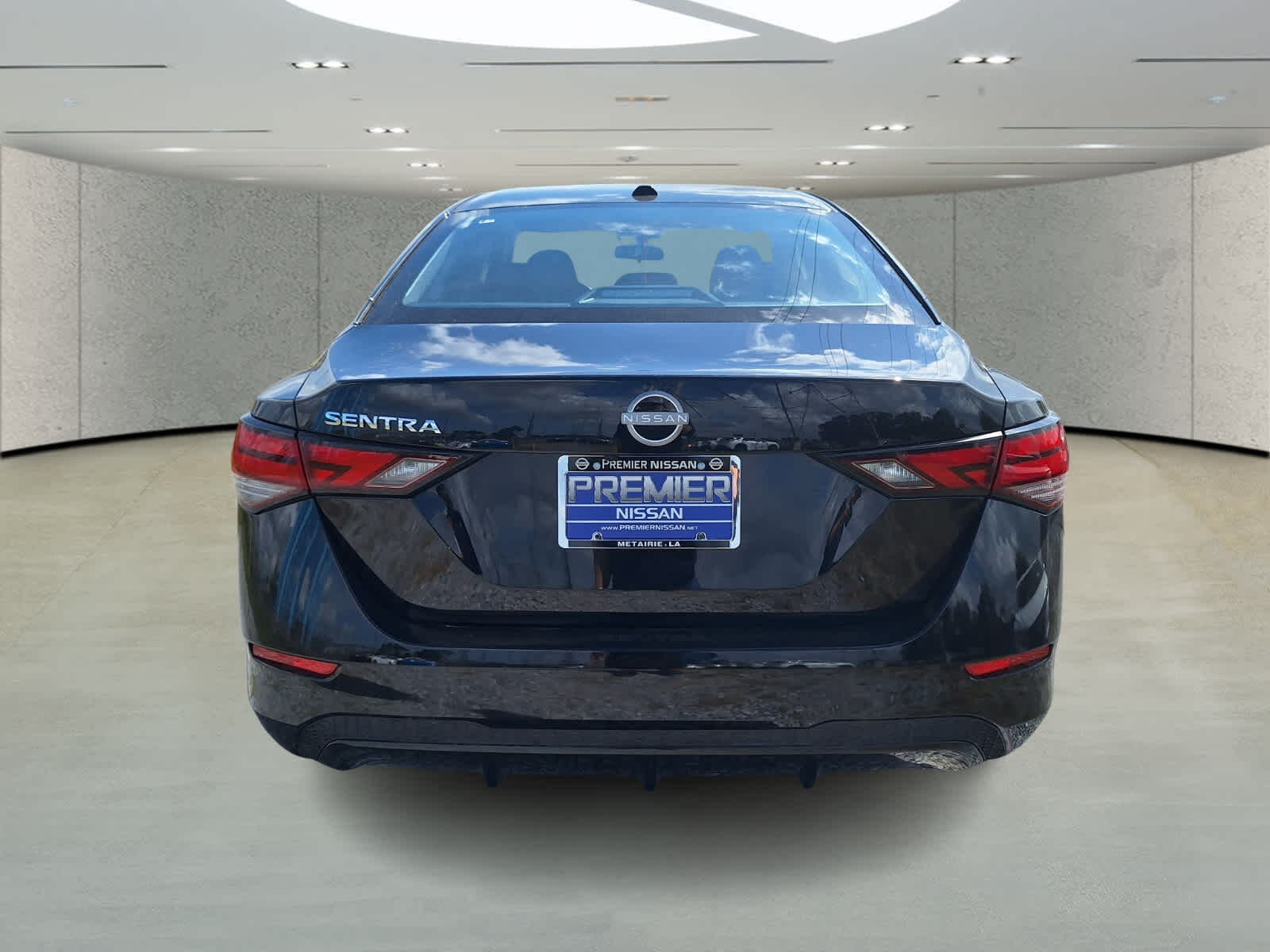 2025 Nissan Sentra SV photo 4