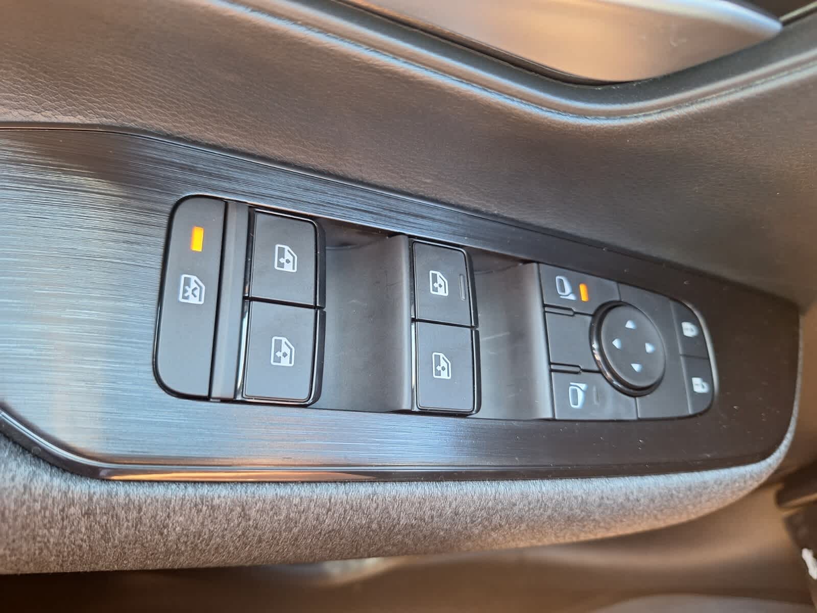 2026 Nissan Kicks SV photo 19