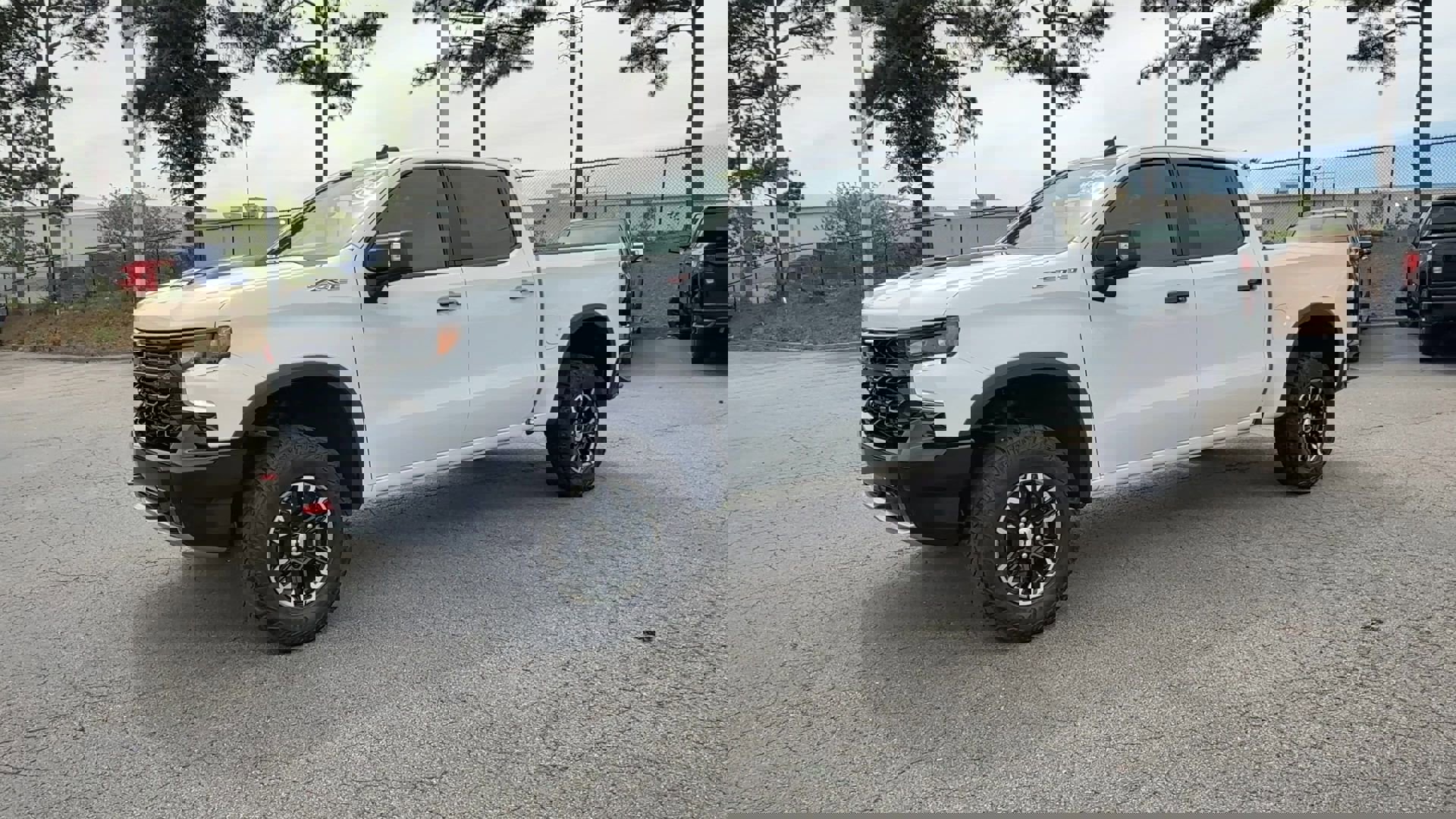 2024 Chevrolet Silverado 1500 ZR2 photo 4
