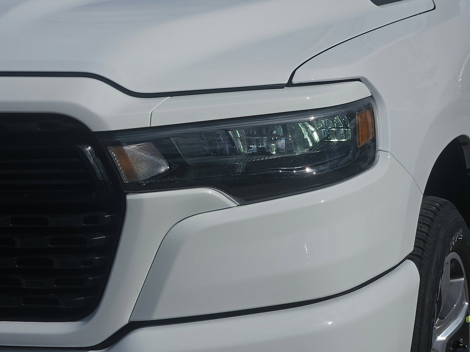 2026 Ram 1500 Express photo 4
