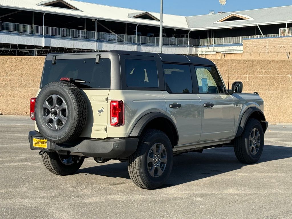 2025 Ford Bronco Big Bend photo 3