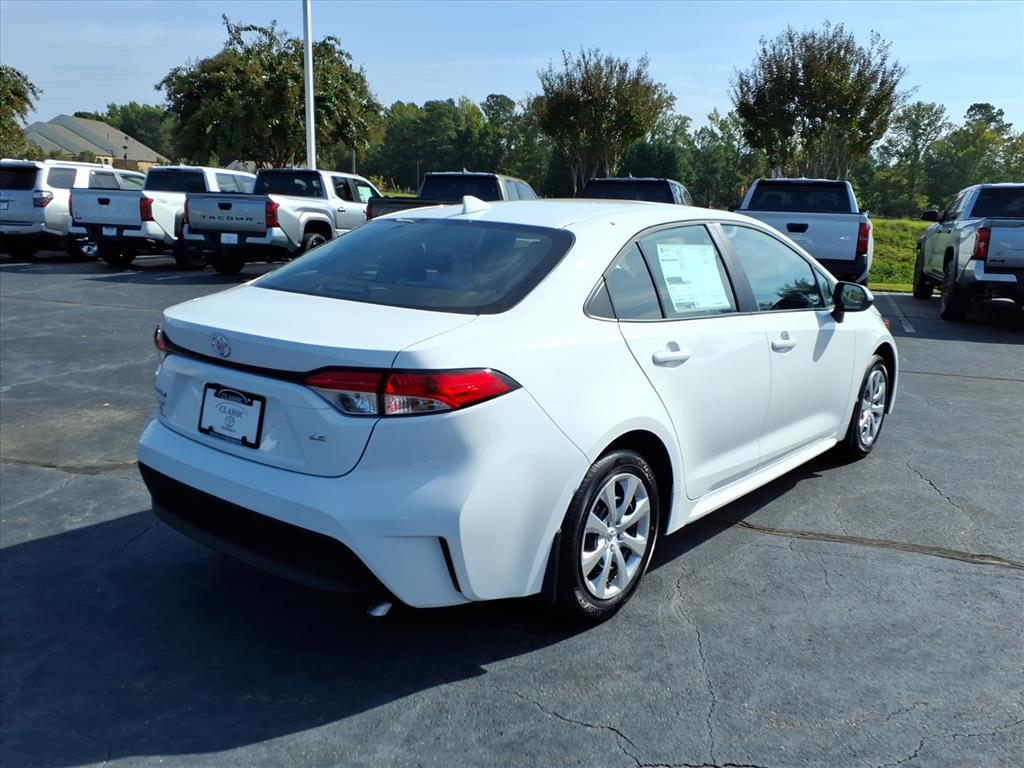 2026 Toyota Corolla LE photo 6
