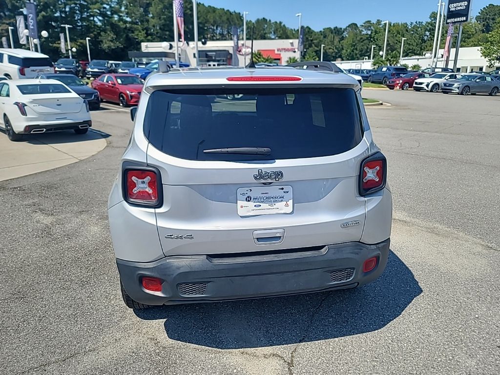 2019 Jeep Renegade Latitude photo 5