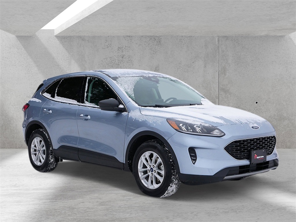 2022 Ford Escape SE's photo