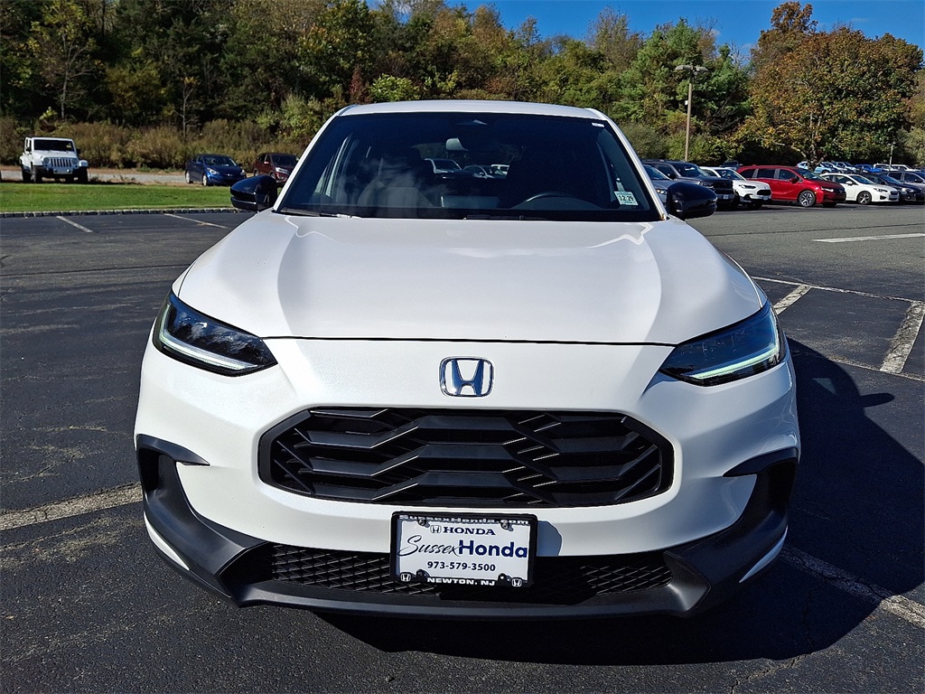 2025 Honda HR-V Sport photo 2