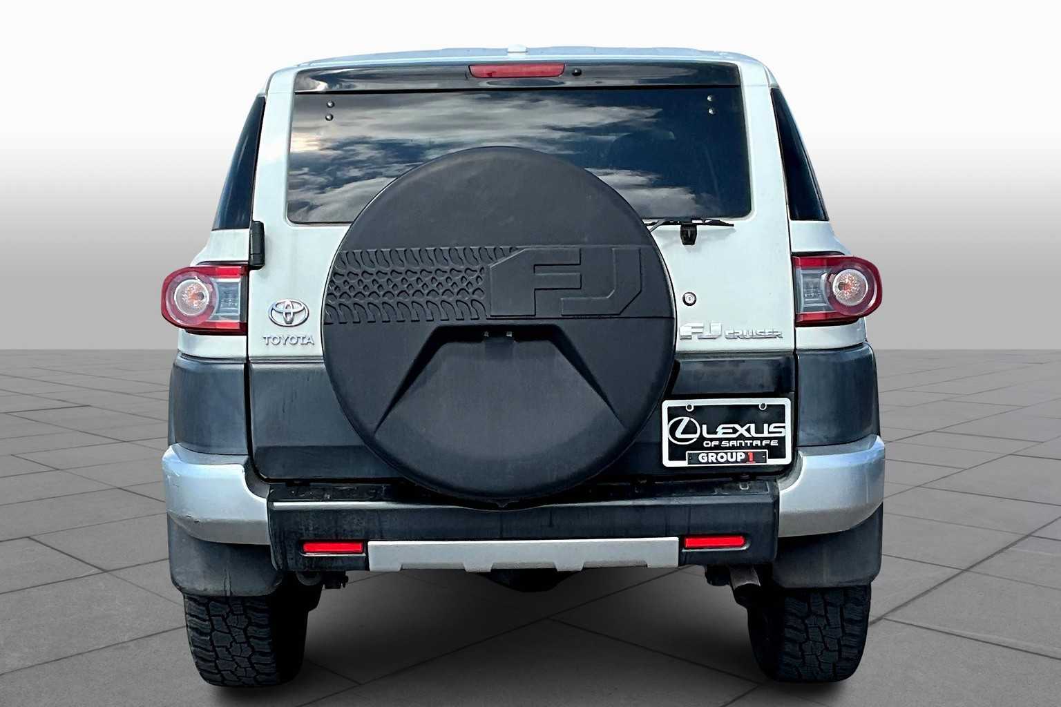 2012 Toyota FJ Cruiser Base photo 4
