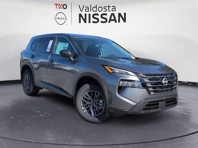 2026 Nissan Rogue S's photo